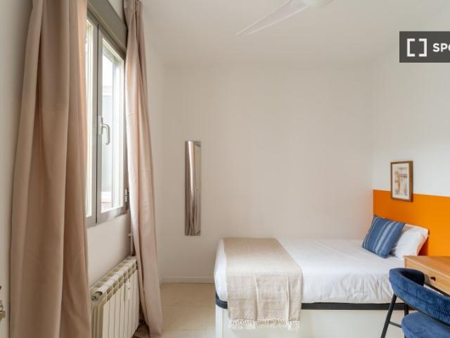 Habitación en piso compartido en alquiler en Arapiles, Madrid