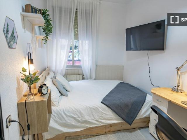 Habitación en piso compartido en alquiler en Arapiles, Madrid
