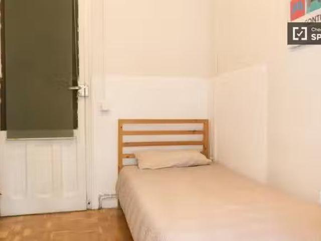 Habitación en piso compartido en alquiler en Argüelles, Madrid
