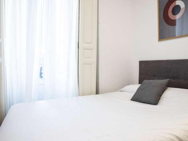 Habitación en piso compartido en alquiler en Argüelles, Madrid