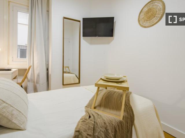 Habitación en piso compartido en alquiler en Argüelles, Madrid