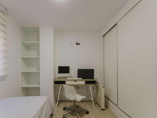 Habitación en piso compartido en alquiler en Benicalap, Valencia