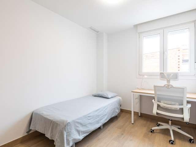 Habitación en piso compartido en alquiler en Burjassot