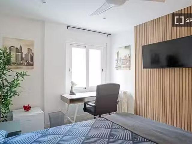 Habitación en piso compartido en alquiler en Castilla, Madrid