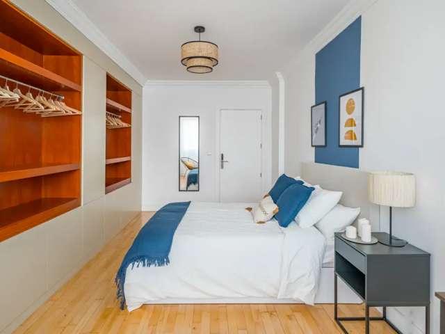 Habitación en piso compartido en alquiler en Castillejos, Madrid
