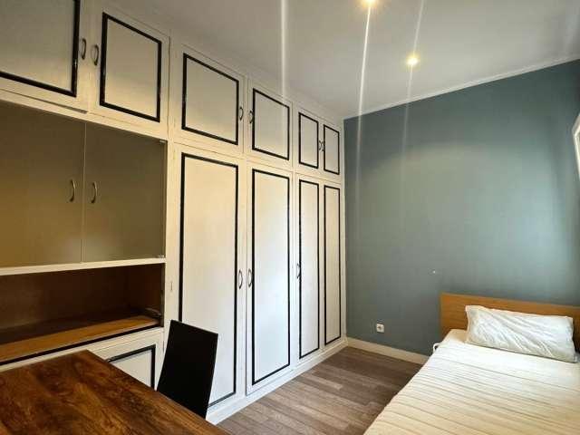 Habitación en piso compartido en alquiler en Collblanc, Barcelona