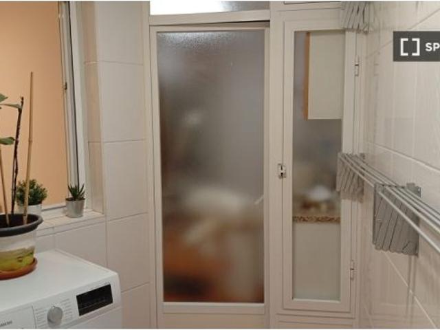 Habitación en piso compartido en alquiler en Cortés
