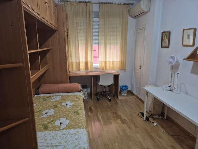 Habitación en piso compartido en alquiler en Delicias, Madrid