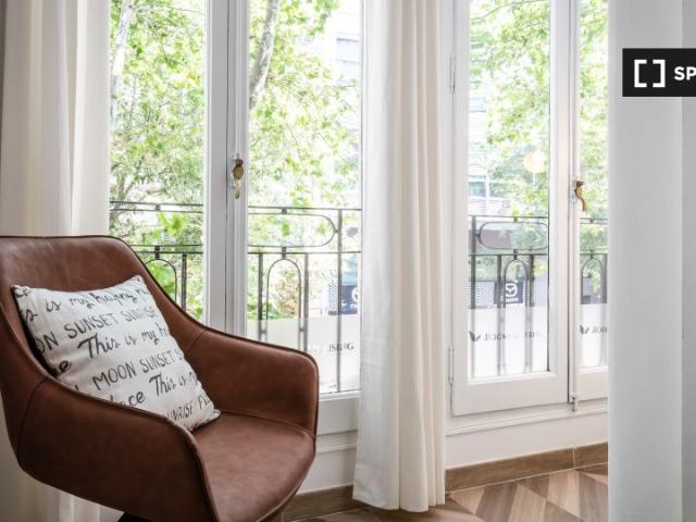 Habitación en piso compartido en alquiler en Eixample, Barcelona