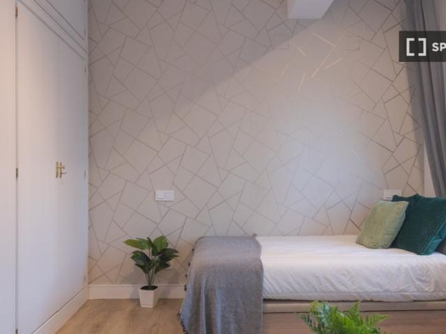 Habitación en piso compartido en alquiler en El Viso, Madrid