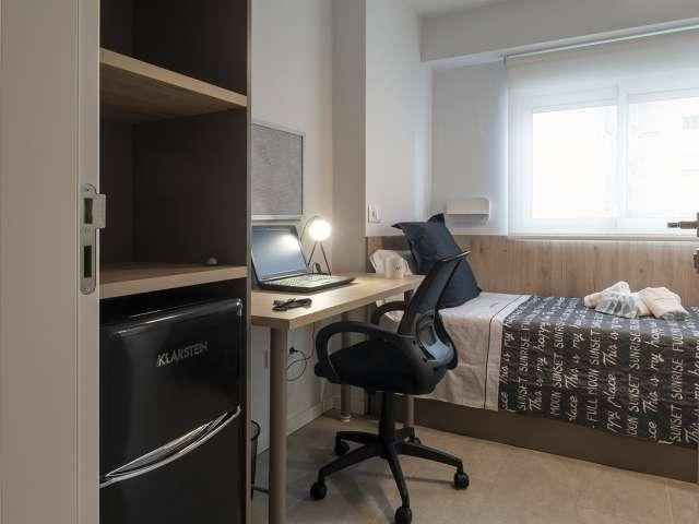 Habitación en piso compartido en alquiler en El Carme, Valencia