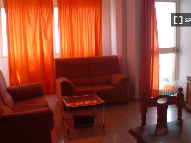 Habitación en piso compartido en alquiler en El Molinillo, Málaga