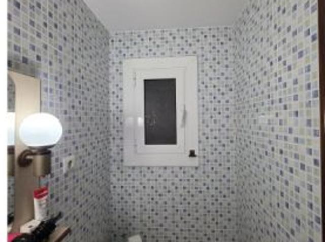 Habitación en piso compartido en alquiler en El Poblenou, ideal para mujeres y profesionales únicame