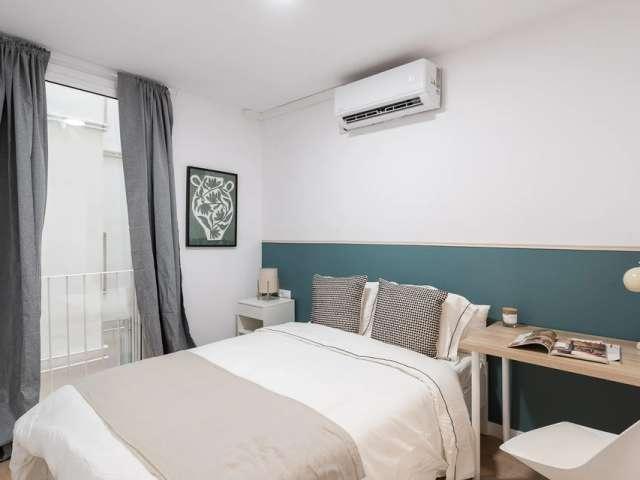 Habitación en piso compartido en alquiler en El Raval, Barcelona
