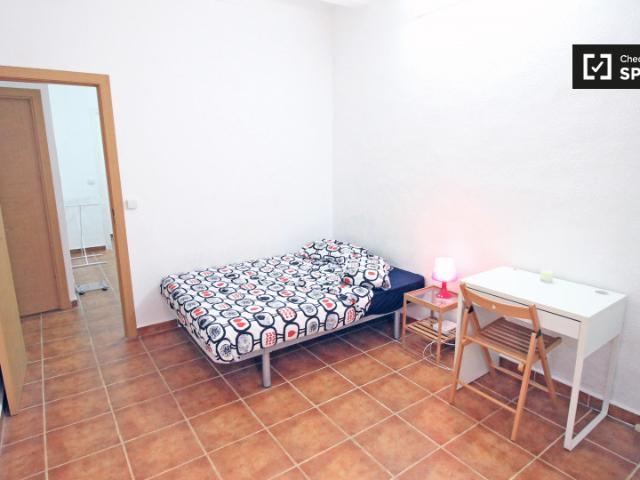 Habitación en piso compartido en alquiler en el Raval, Barcelona