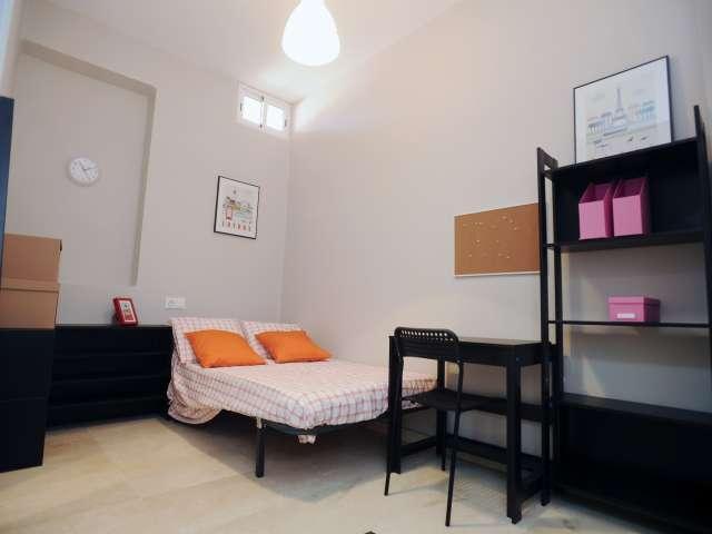 Habitación en piso compartido en alquiler en Els Orriols, Valencia