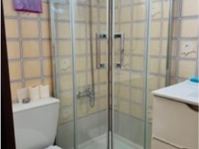 Habitación en piso compartido en alquiler en Els Orriols, solo para mujeres