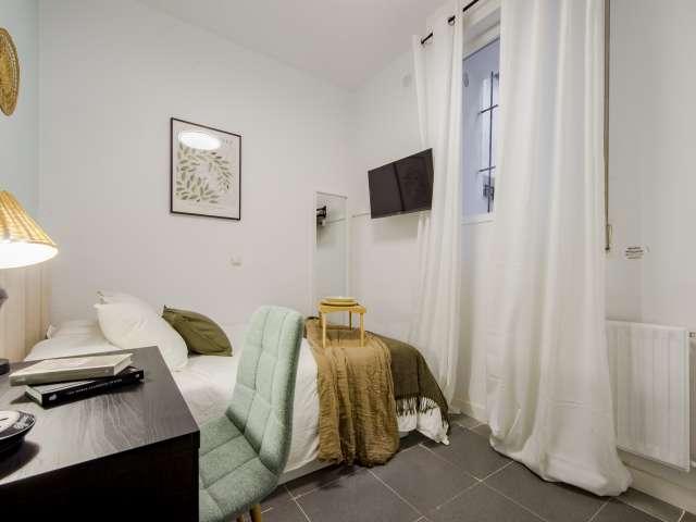 Habitación en piso compartido en alquiler en Embajadores, Madrid