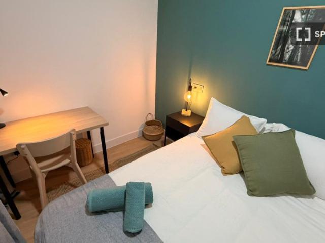 Habitación en piso compartido en alquiler en Embajadores, Madrid