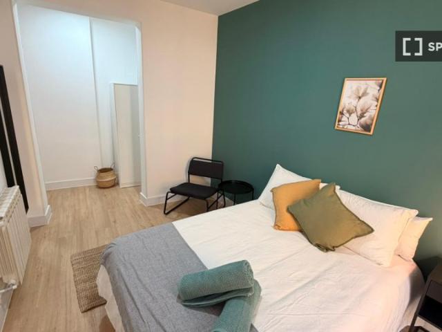 Habitación en piso compartido en alquiler en Embajadores, Madrid