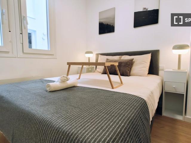 Habitación en piso compartido en Embajadores, Madrid