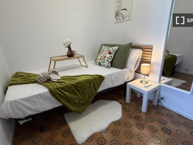 Habitación en piso compartido en alquiler en Estrella, Madrid
