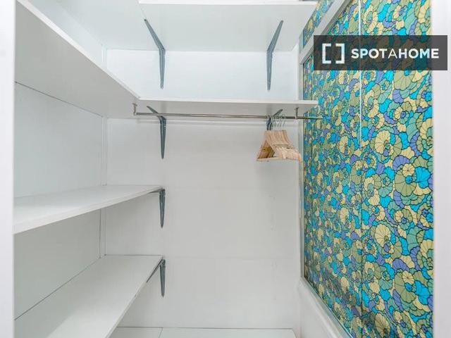 Habitación en piso compartido en alquiler en Estrella, Madrid