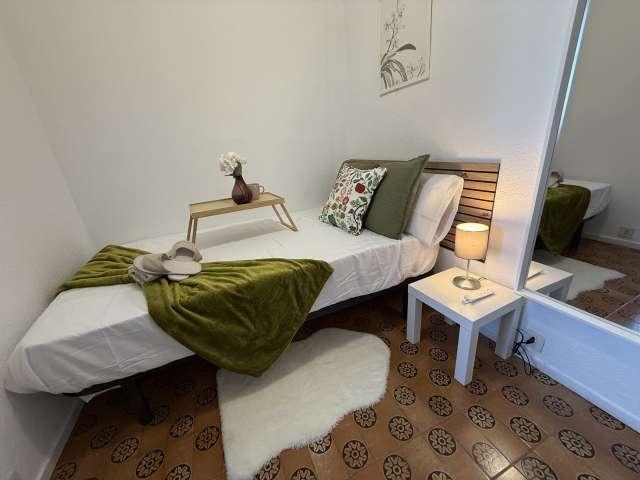 Habitación en piso compartido en alquiler en Estrella, Madrid