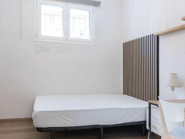 Habitación en piso compartido en alquiler en Fuente del Berro, Madrid