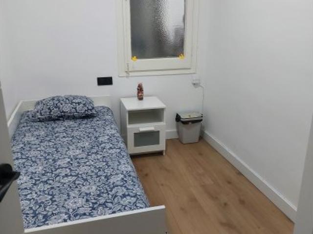 Habitación en piso compartido en alquiler en Gràcia, Barcelona