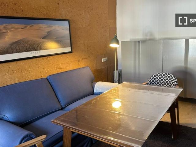 Habitación en piso compartido en alquiler en Granada