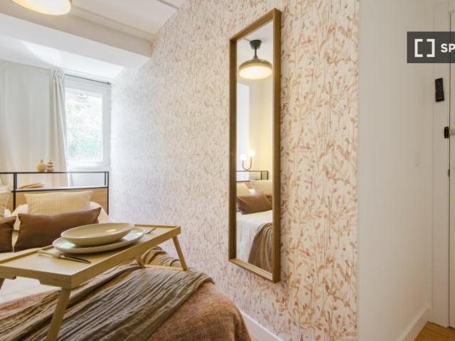 Habitación en piso compartido en alquiler en Guindalera, Madrid