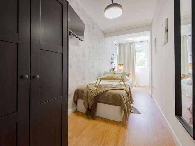 Habitación en piso compartido en alquiler en Guindalera, Madrid