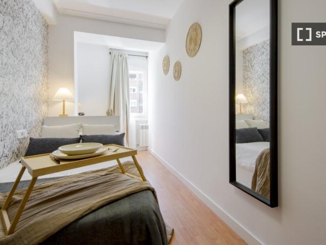 Habitación en piso compartido en alquiler en Guindalera, Madrid