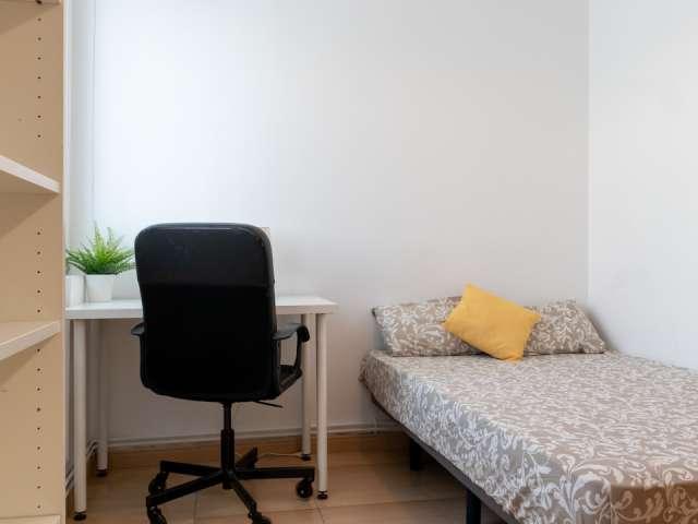 Habitación en piso compartido en alquiler en Guindalera, Madrid