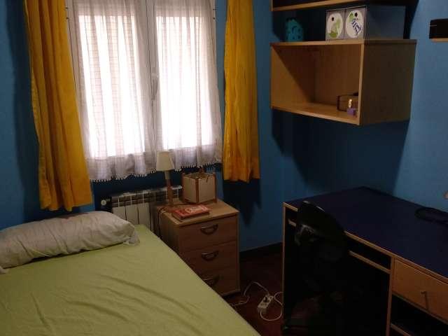 Habitación en piso compartido en alquiler en Guindalera
