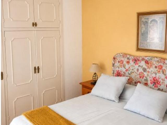 Habitación en piso compartido en alquiler en Haza Cuevas, Málaga