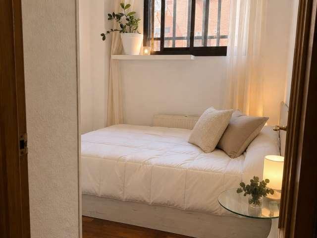Habitación en piso compartido en alquiler en Imperial, Madrid