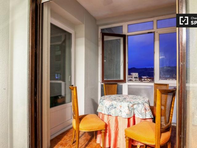 Habitación en piso compartido en alquiler en Iralabarri, Bilbao
