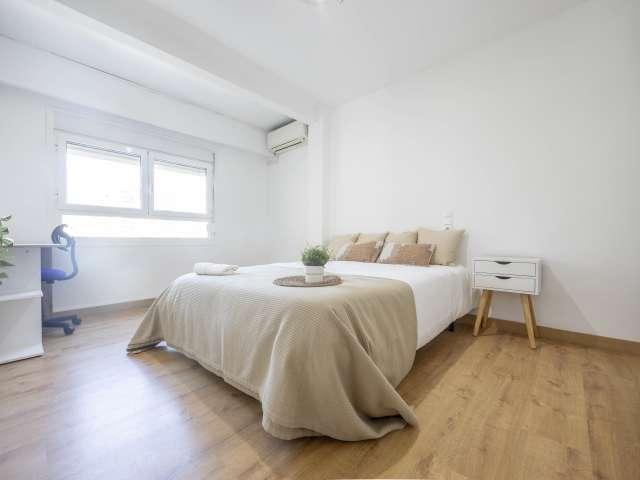 Habitación en piso compartido en alquiler en Jaume Roig, Valencia