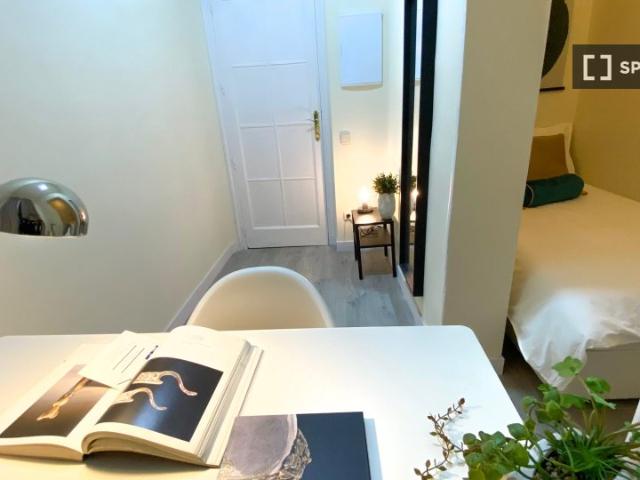 Habitación en piso compartido en alquiler en Justicia, Madrid