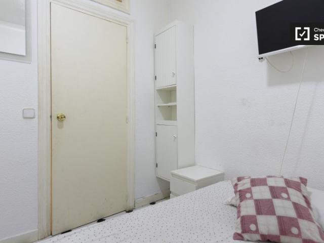 Habitación en piso compartido de 4 habitaciones en Justicia, Madrid