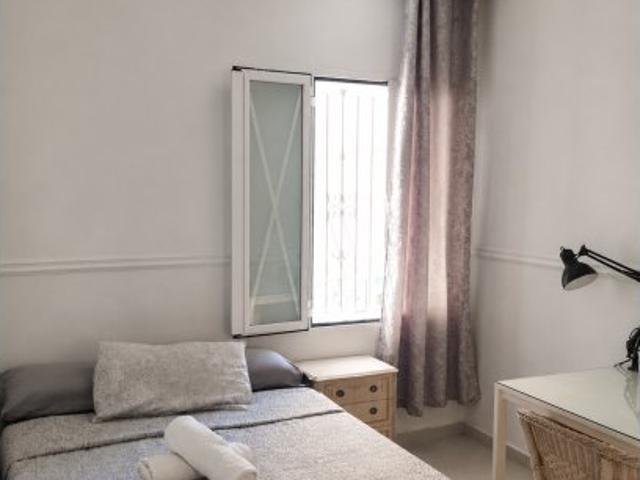 Habitación en piso compartido en alquiler en La Viña, Cádiz