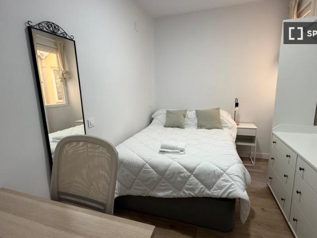 Habitación en piso compartido en alquiler en Lista, Madrid