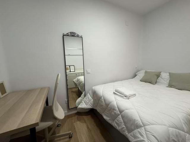 Habitación en piso compartido en alquiler en Lista, Madrid
