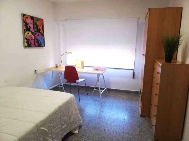 Habitación en piso compartido en alquiler en Mestalla, Valencia