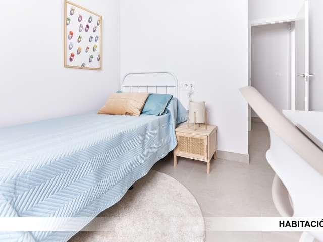 Habitación en piso compartido en alquiler en Nervión, Sevilla