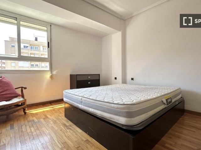Habitación en piso compartido en alquiler en Nou Moles, Valencia