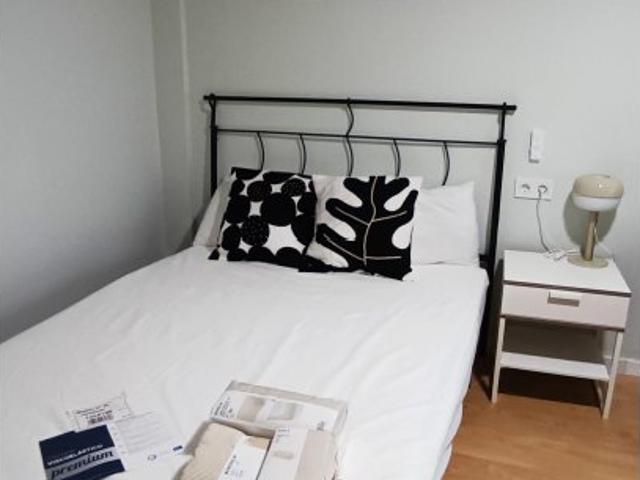Habitación en piso compartido en alquiler en Nou Moles, Valencia