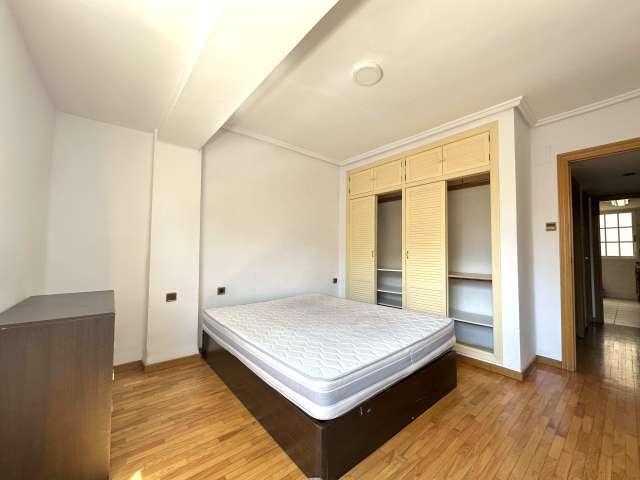 Habitación en piso compartido en alquiler en Nou Moles, Valencia